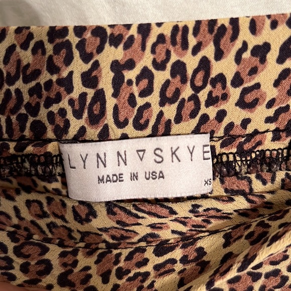 Leopard print Midi skirt - Picture 4 of 4